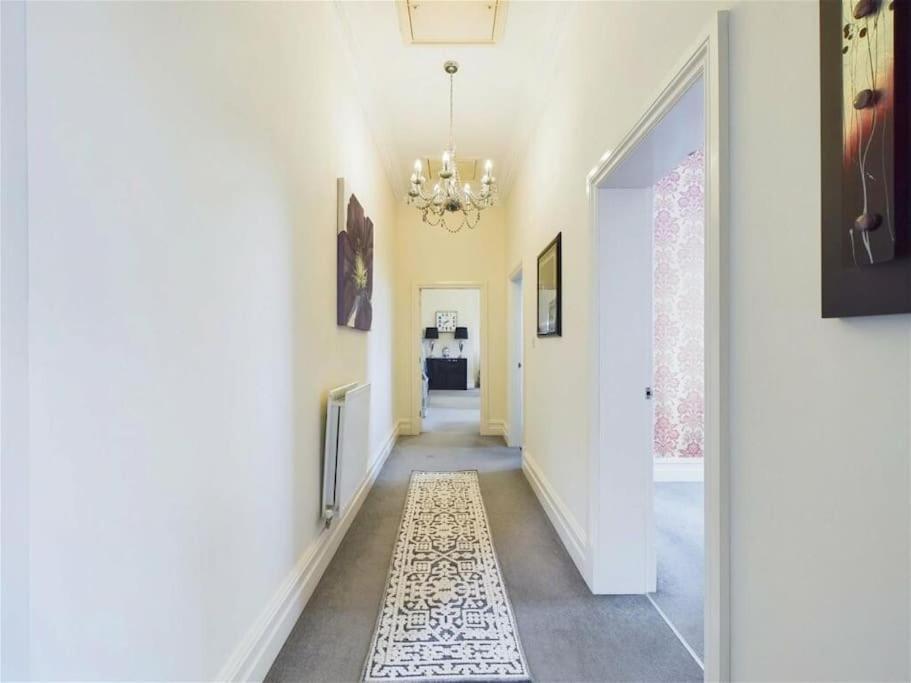 Upmarket Apartment In Ormskirk Eksteriør bilde
