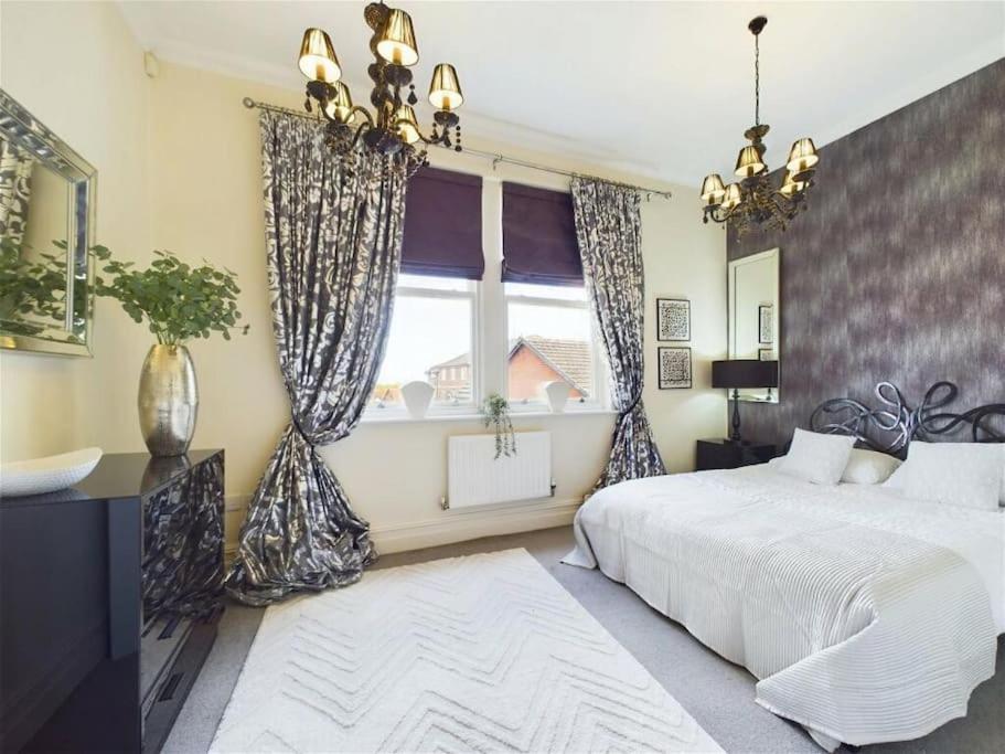 Upmarket Apartment In Ormskirk Eksteriør bilde